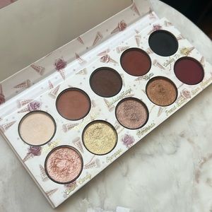 JDez Beauty The EyesCream Shop - The Sweet Neutral Shop